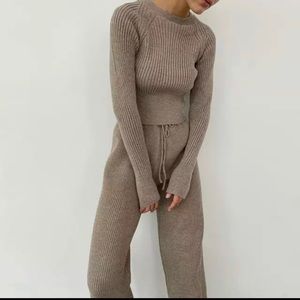 Knit set. Never worn in beige